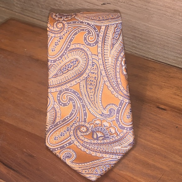 Michael Kors Other - Michael Michael Kors 100% Silk Men's Neck Tie Paisley Peachy Gold 58" X 3 1/4"